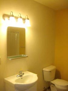 Apartments for rent-The 4111-Bath